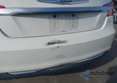 2011 Chrysler 200 Limited из США, поврежденный, VIN 1C3BC2FG5BN522651